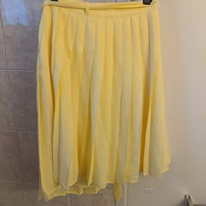 Modcloth purely pretty pleated skirt size L NWOT